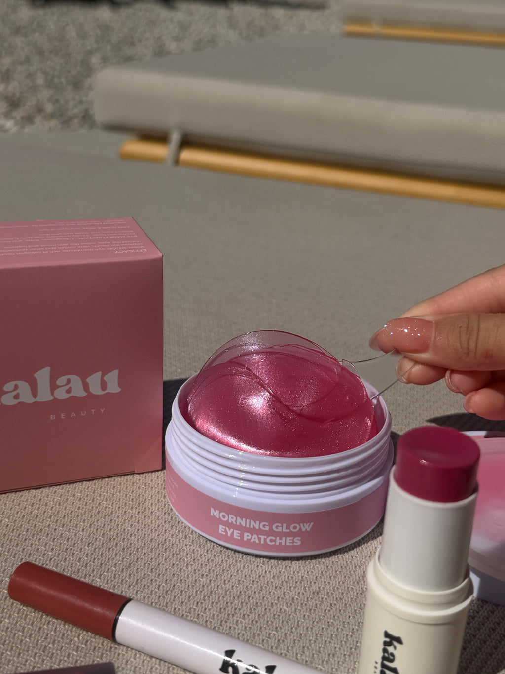 Morning Glow eye patches by KALAUBEAUTY